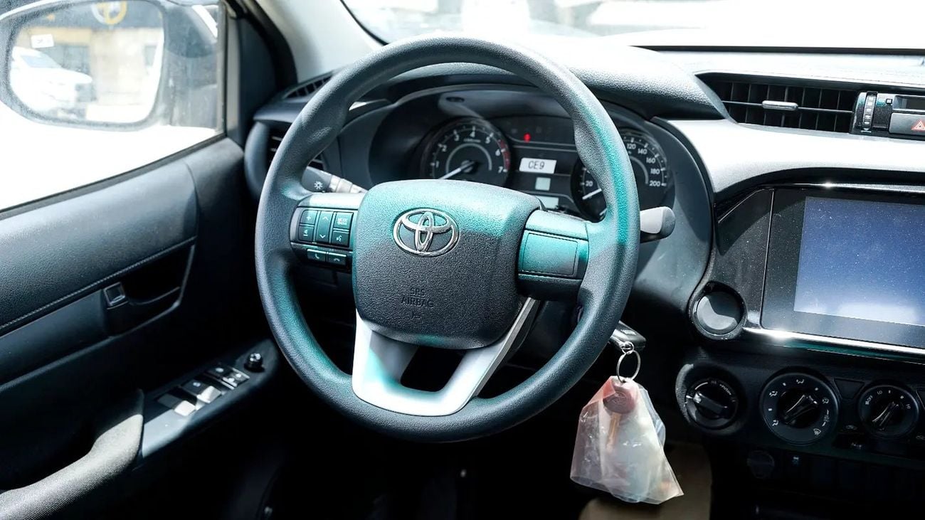 Toyota Hilux GLX GCC Specs
