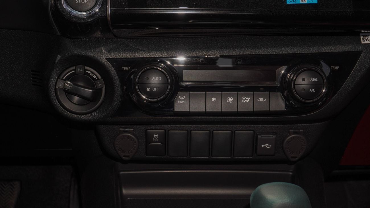 Toyota Hilux GLX SR5 2.7 L