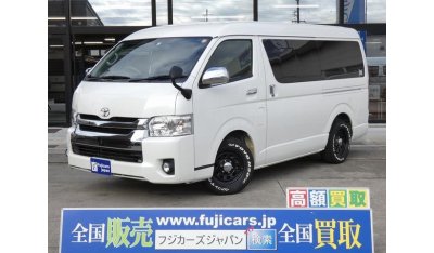 Toyota Hiace TRH214W