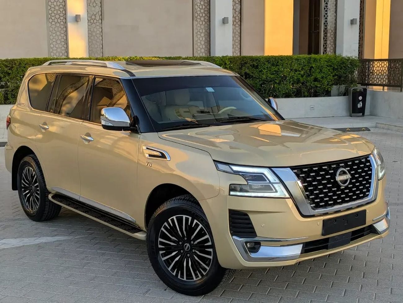 Nissan Patrol SE Platinum Facelifted GCC Specs In Excellent Condition