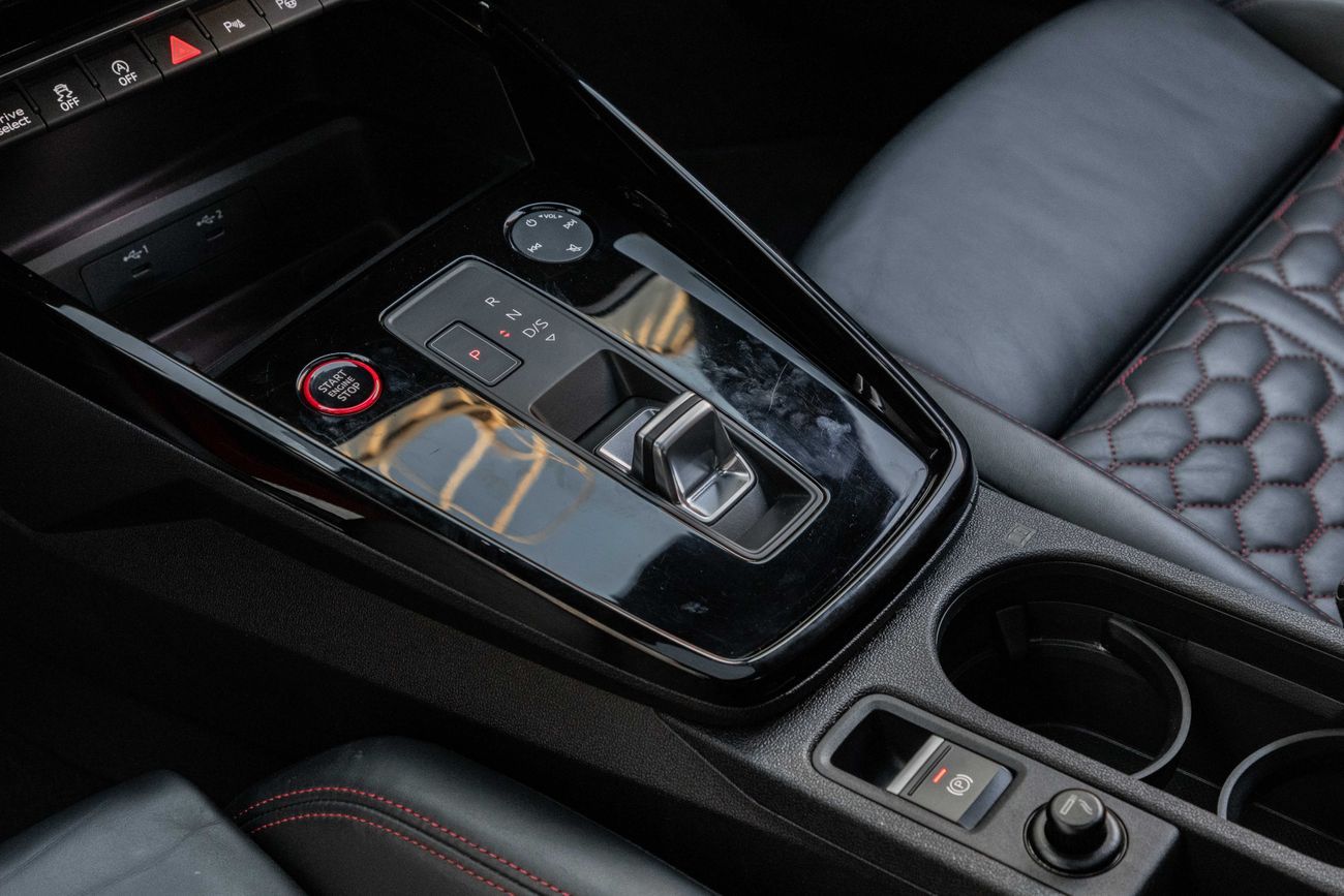 أودي RS3 RS3 Sportback | 4,015 P.M | 0% Downpayment | FULL AUDI HISTORY!