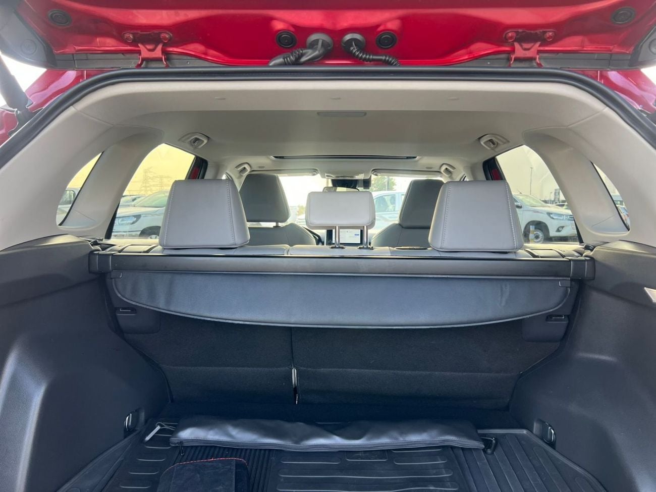 Toyota RAV4 XLE 2025 Toyota Rav4 Full Option 2.5L V4 - Rear Camera - Leather Seat - AWD 4x4 - Push Start - Low