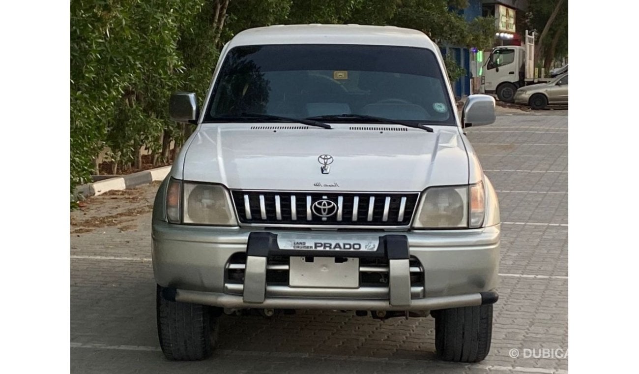 Toyota Prado manual gear Gulf specifications, NO accidents  No Paint  very clean inside and out, fully serviced,
