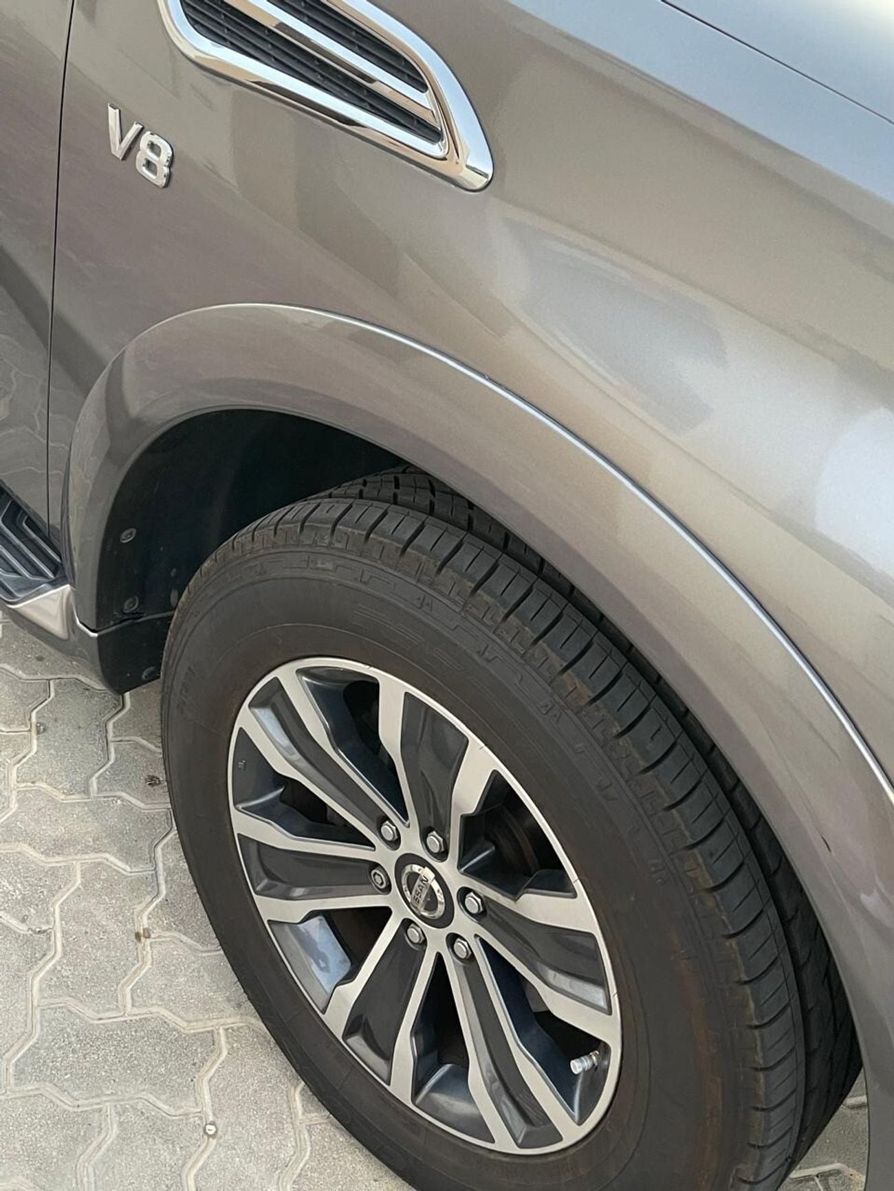 Nissan Armada SL (NON GCC)