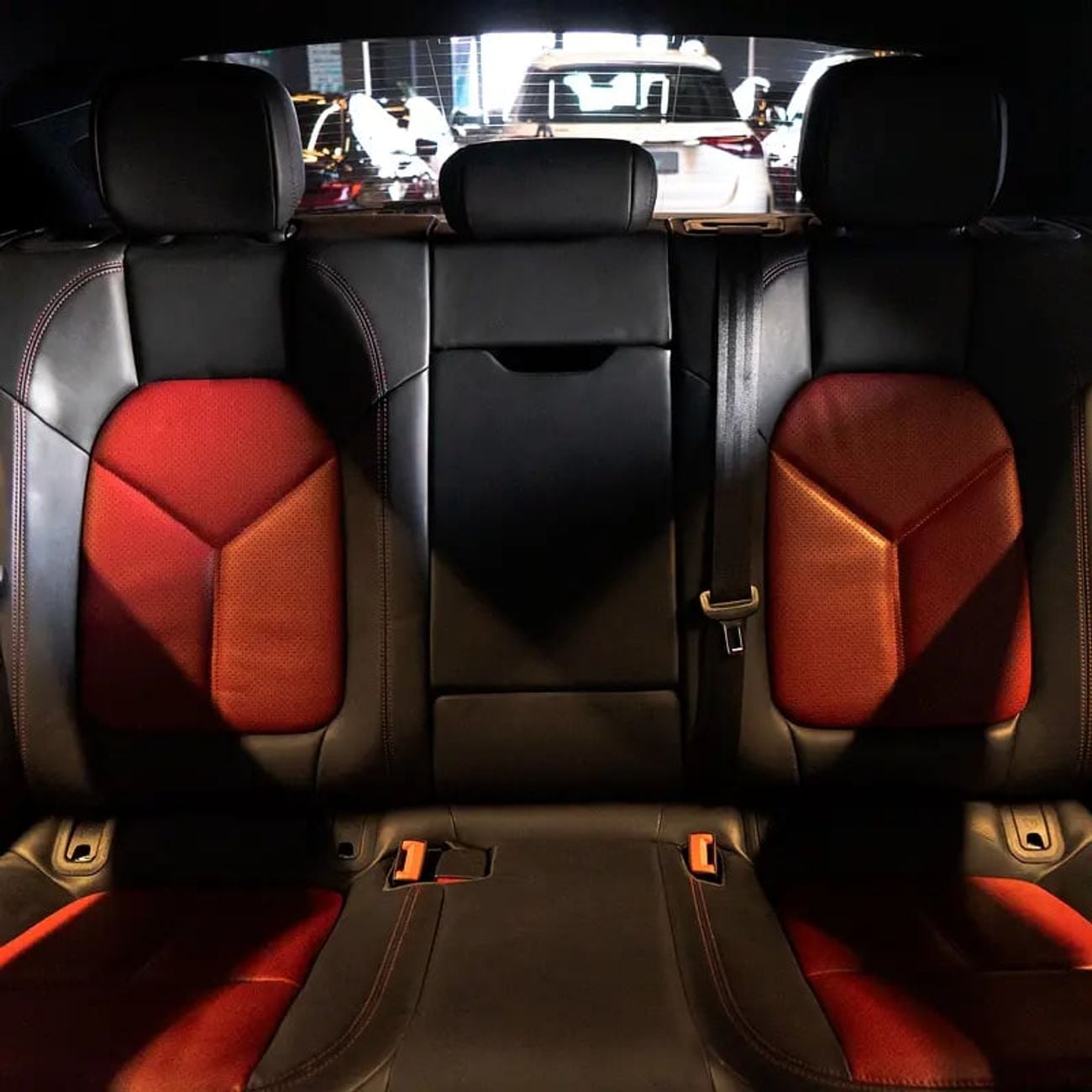 بورش ماكان S 4,407 pm • 0% Downpayment • Chrono Package • 1 Year Warranty