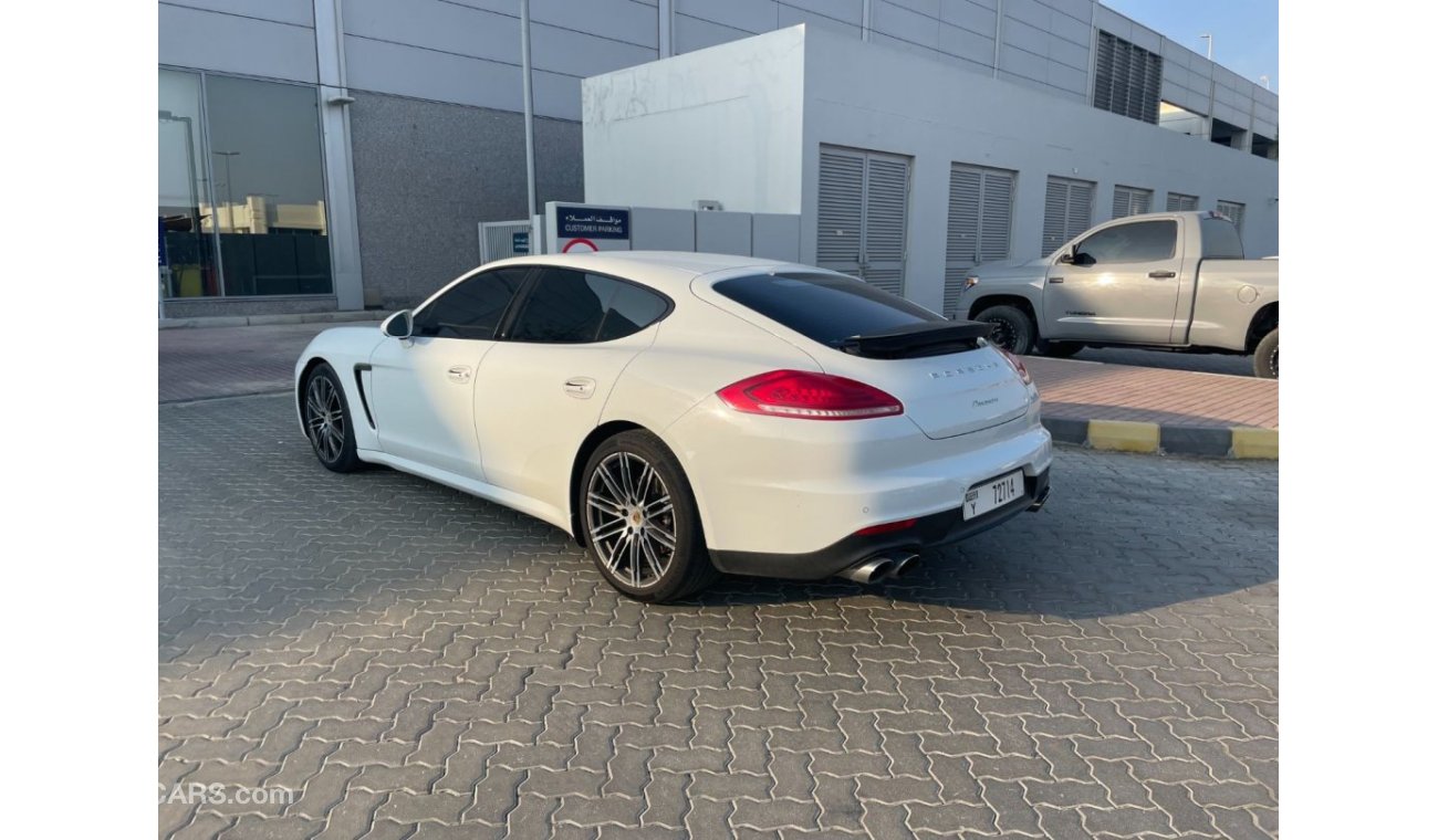 Porsche Panamera GCC EDITION FULL OPTION