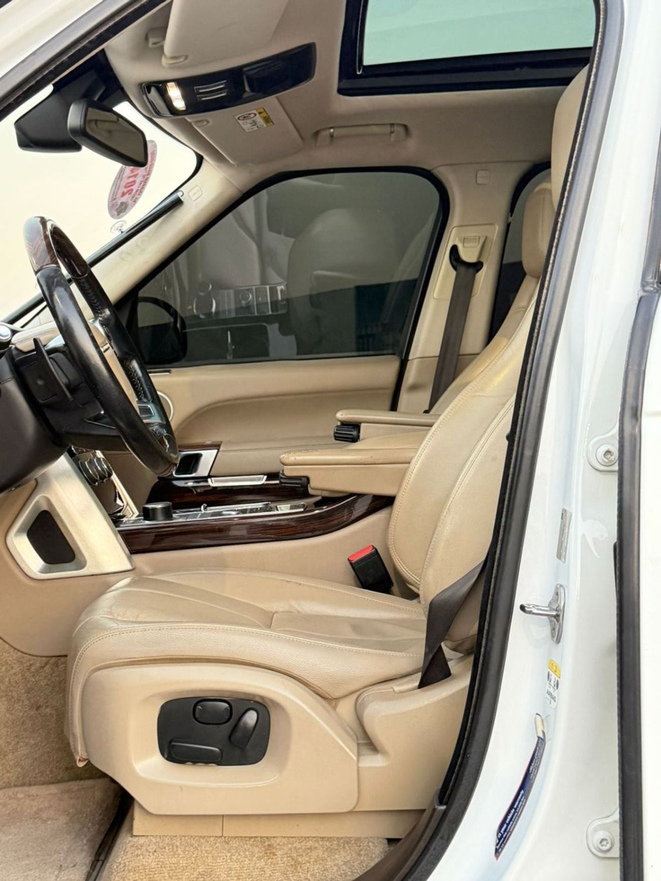 Land Rover Range Rover full option, first owner from the dealership