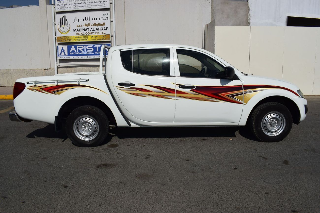 Mitsubishi L200 Mitsubishi L200 Std 2.4L Double Cab Utility, model:2012