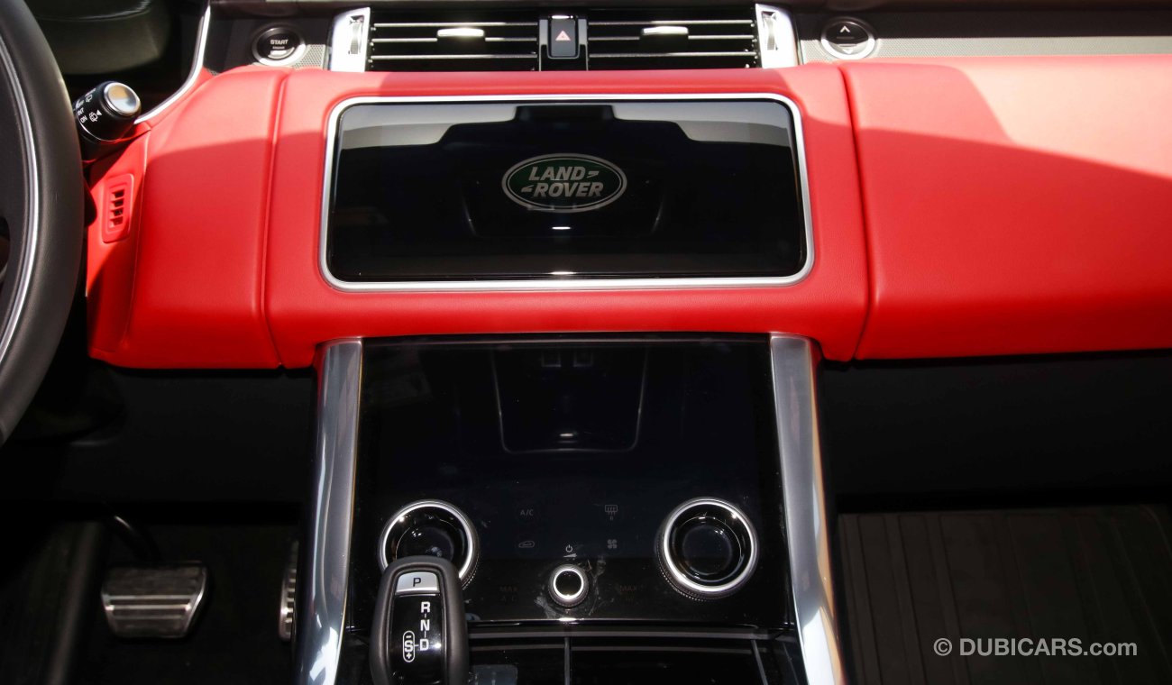 Land Rover Range Rover Sport Dynamic Edition.