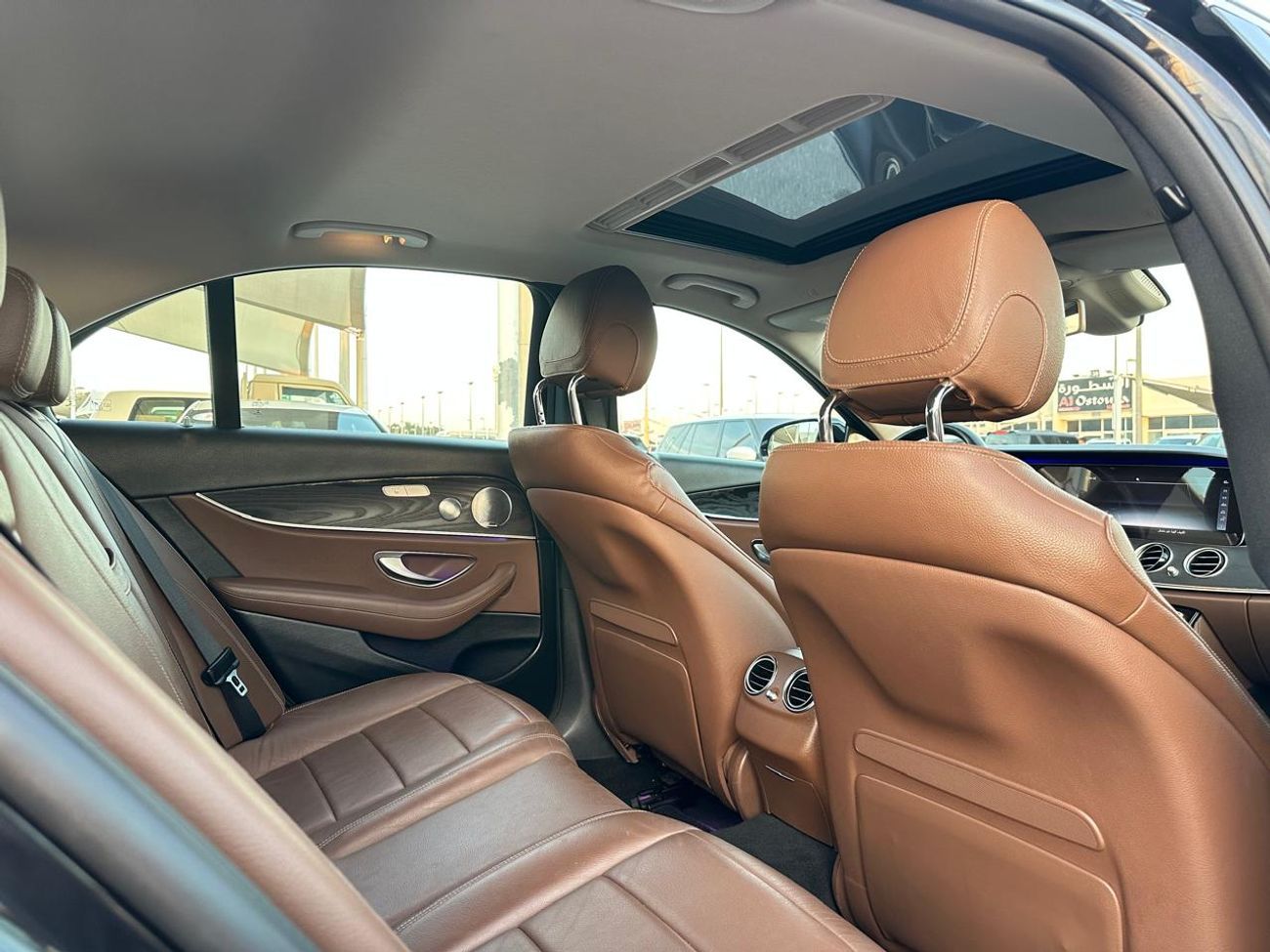 مرسيدس بنز E300 Mercedes E300