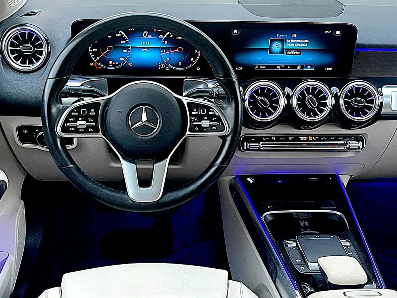 مرسيدس بنز GLB 1,560 PM | MERCEDES GLB250 4MATIC| | ORIGINAL PAINT | LOW MILEAGE| 0% DOWNPAYMENT