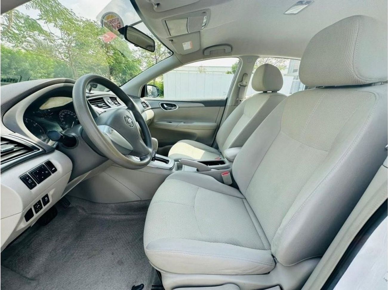 Nissan Sentra 640 PM || SENTRA 1.6 || FULL SERVICE HISTORY || ORIGNAL PAINT || GCC