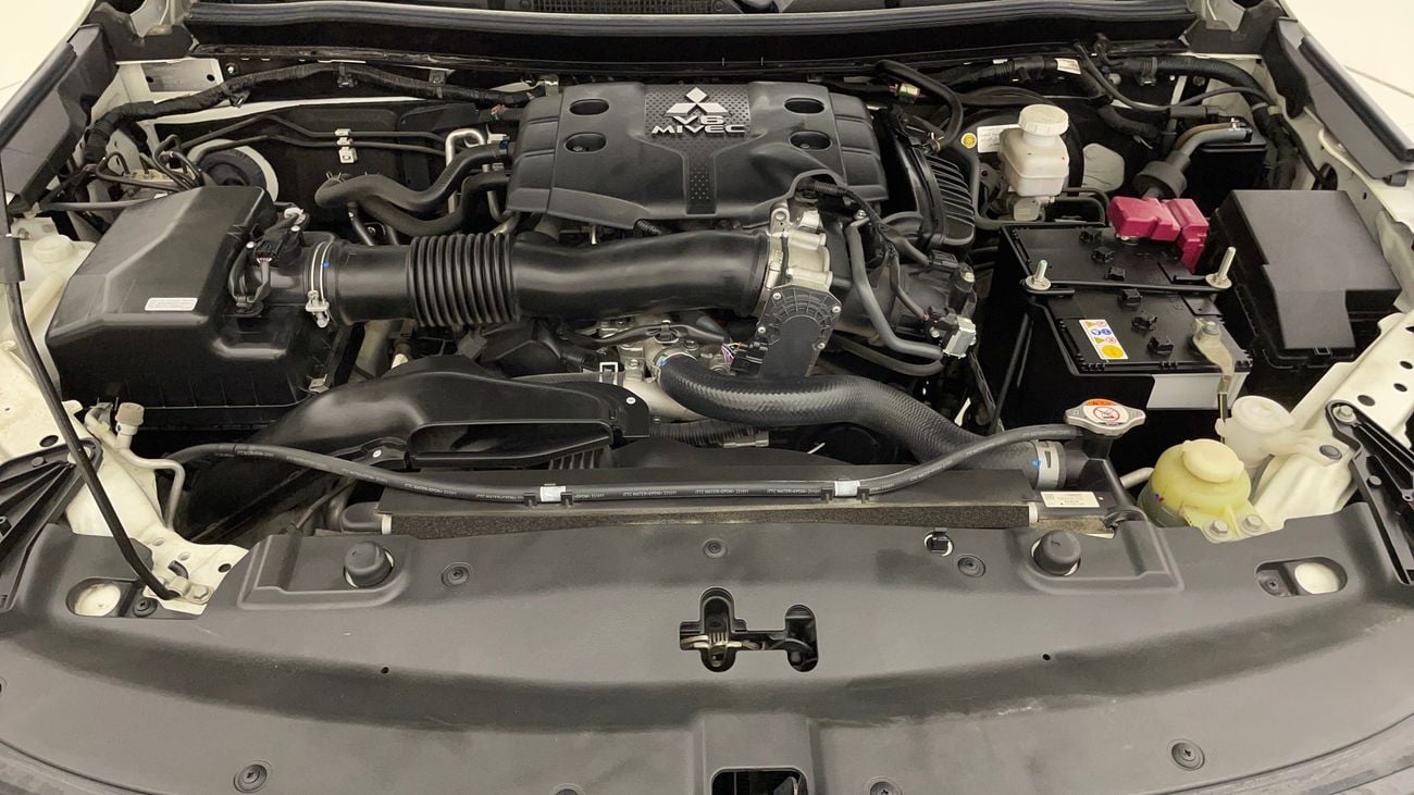 ميتسوبيشي مونتيرو سبورت 2023 GLS H/L PRIME EDITION | AED 1481/Month | 0 DP | 30 Day Return | Warranty | Service History