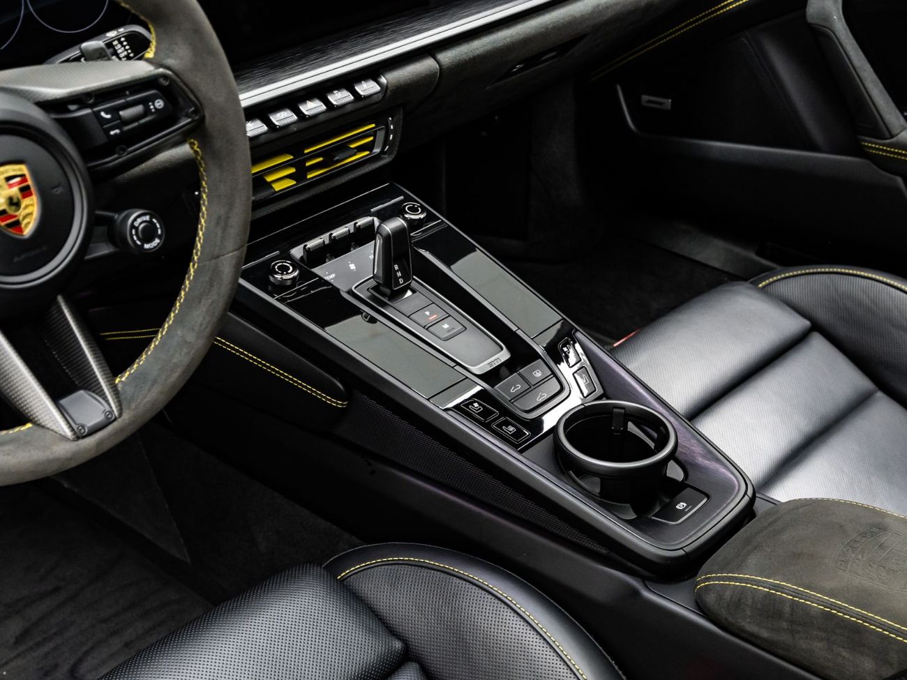 Porsche 911 Carrera GTS 3.0L (450 HP) Coupe