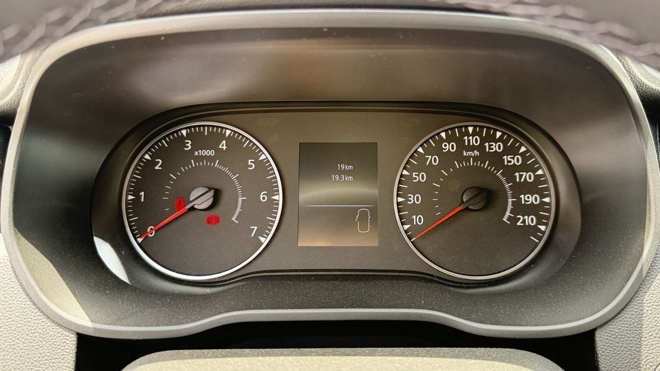 رينو داستر LE Renault Duster 1.6L Petrol GCC 2025YM