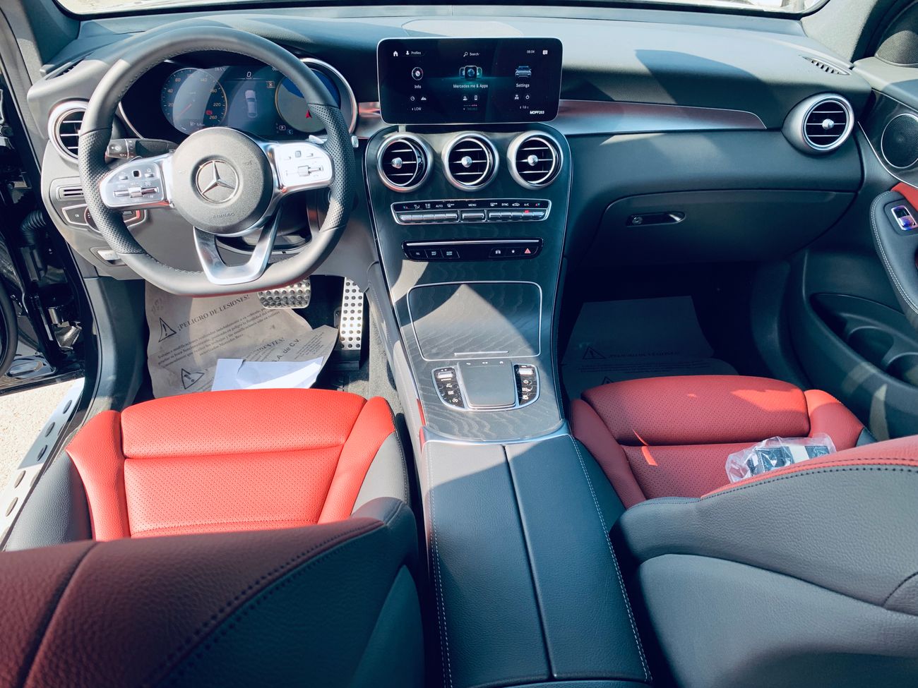 Mercedes-Benz GLC 300 2.0L PETROL COUPE AVANTGARDE