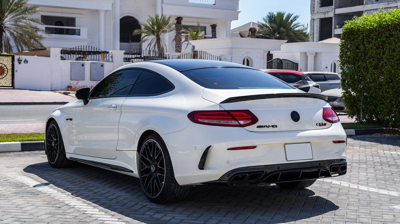مرسيدس بنز C 63 S 4.0