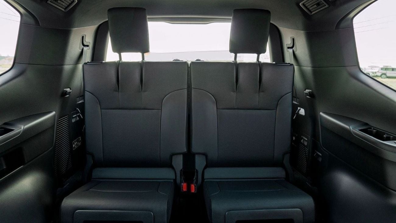 Toyota Land Cruiser LC300 VX 4.0P AT MY2024 – WHITE