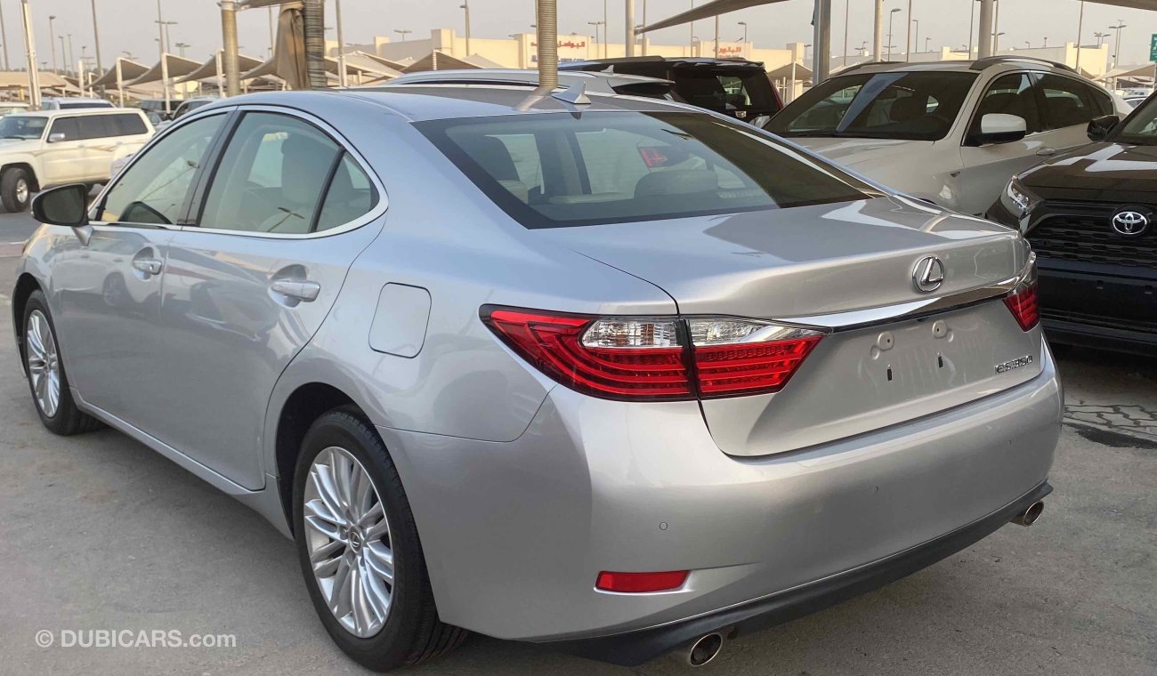 Lexus ES350