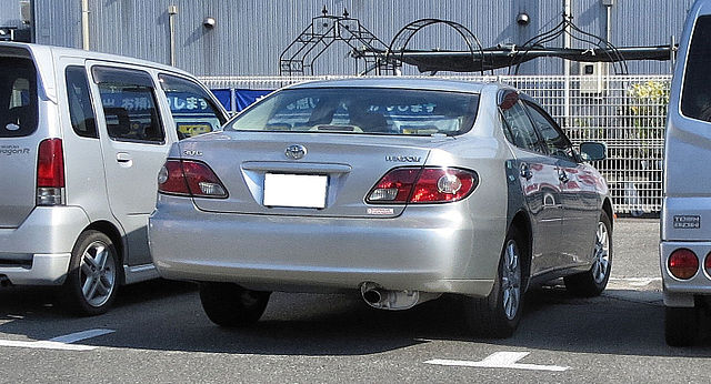 Toyota Windom exterior - Rear Left Angled