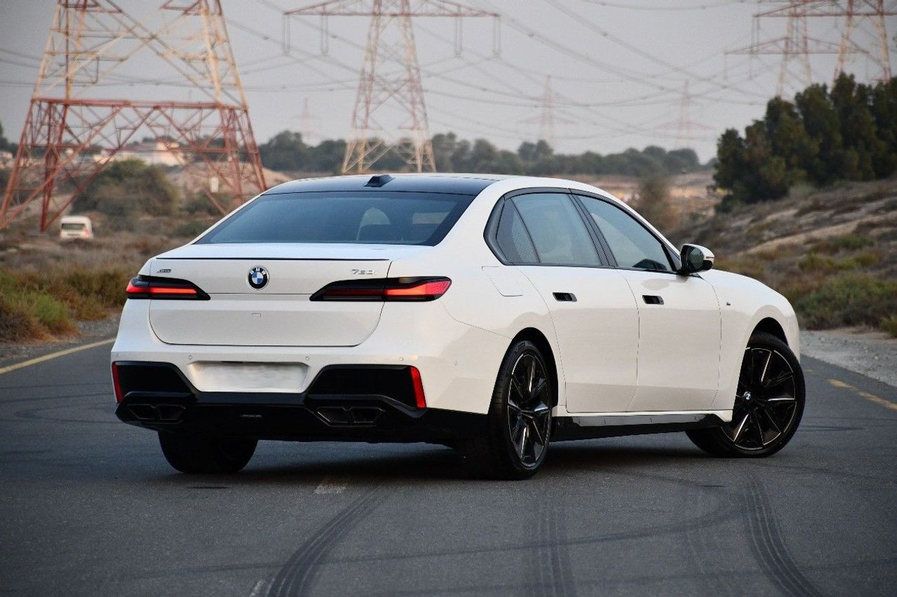 بي أم دبليو 735i BMW 735I  M KIT 2026  GCC