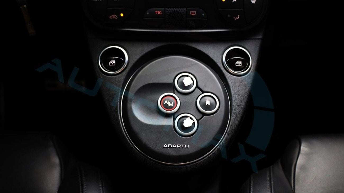 أبارث 695 Abarth 695 Turismo 1.4T 2023 GCC 23500Km With 2 Years Or 120,000 Km Warranty @Official Dealer