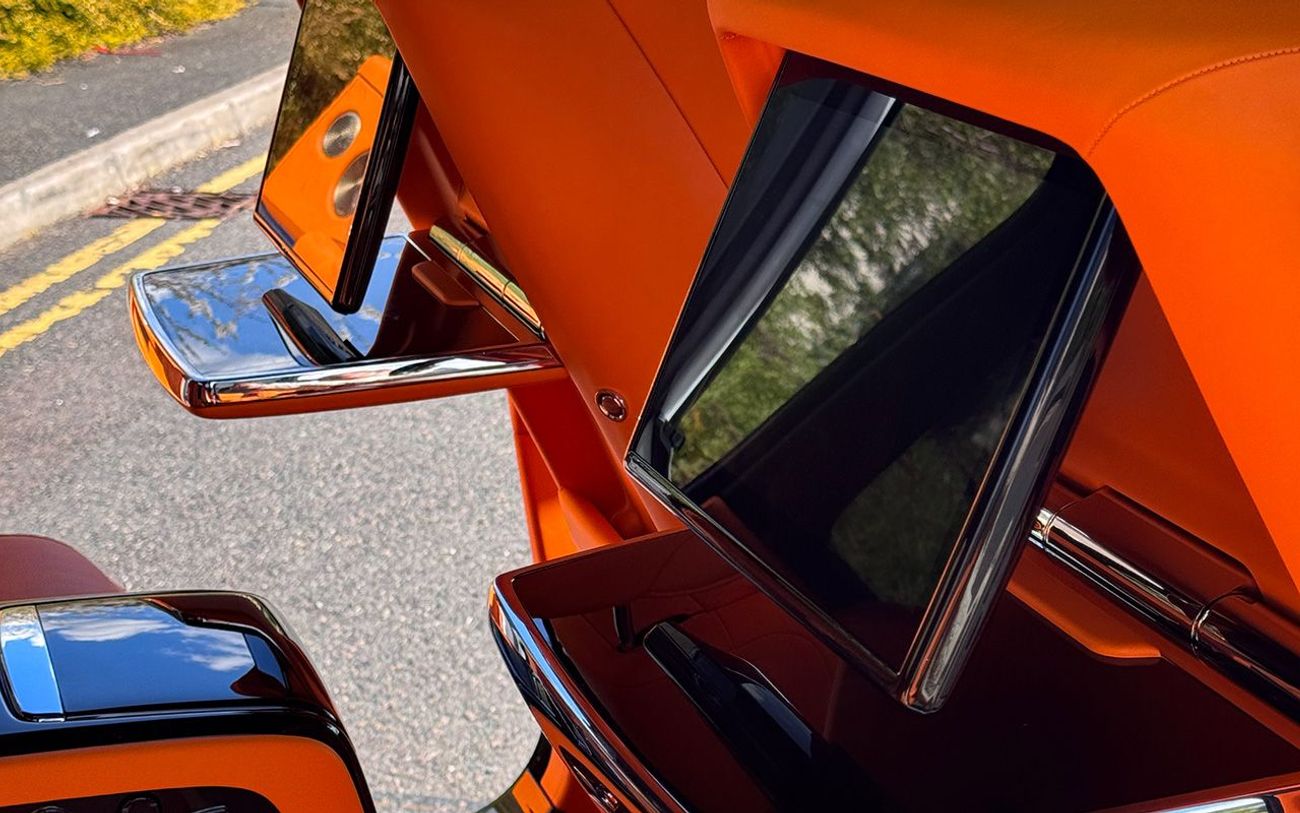 رولز رويس كولينان Black Badge Series II Right Hand Drive