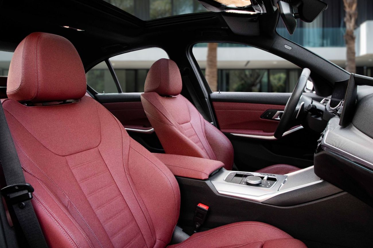 BMW 320i 320i M-Kit | 3,467 P.M | 0% Downpayment | Amazing Condition!