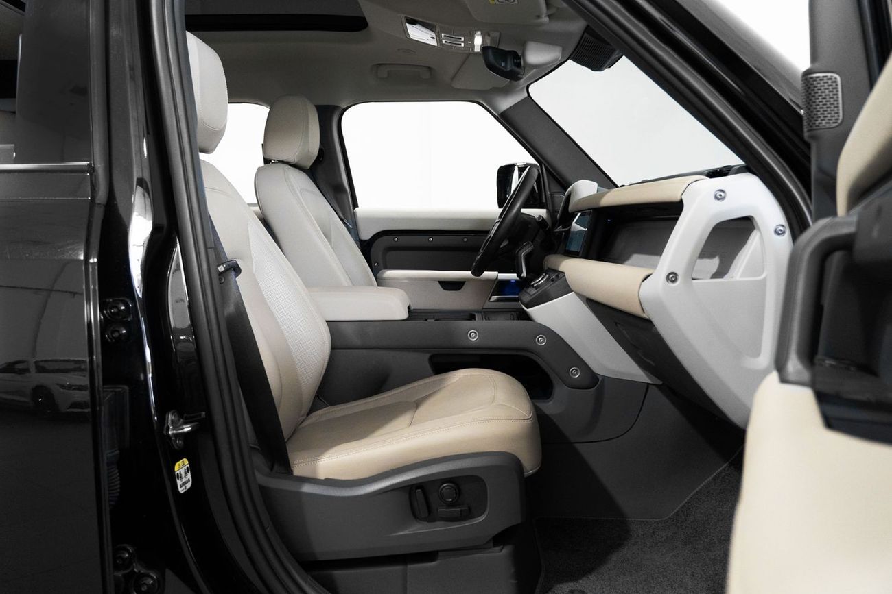 Land Rover Defender 110 SE P300 2.0L