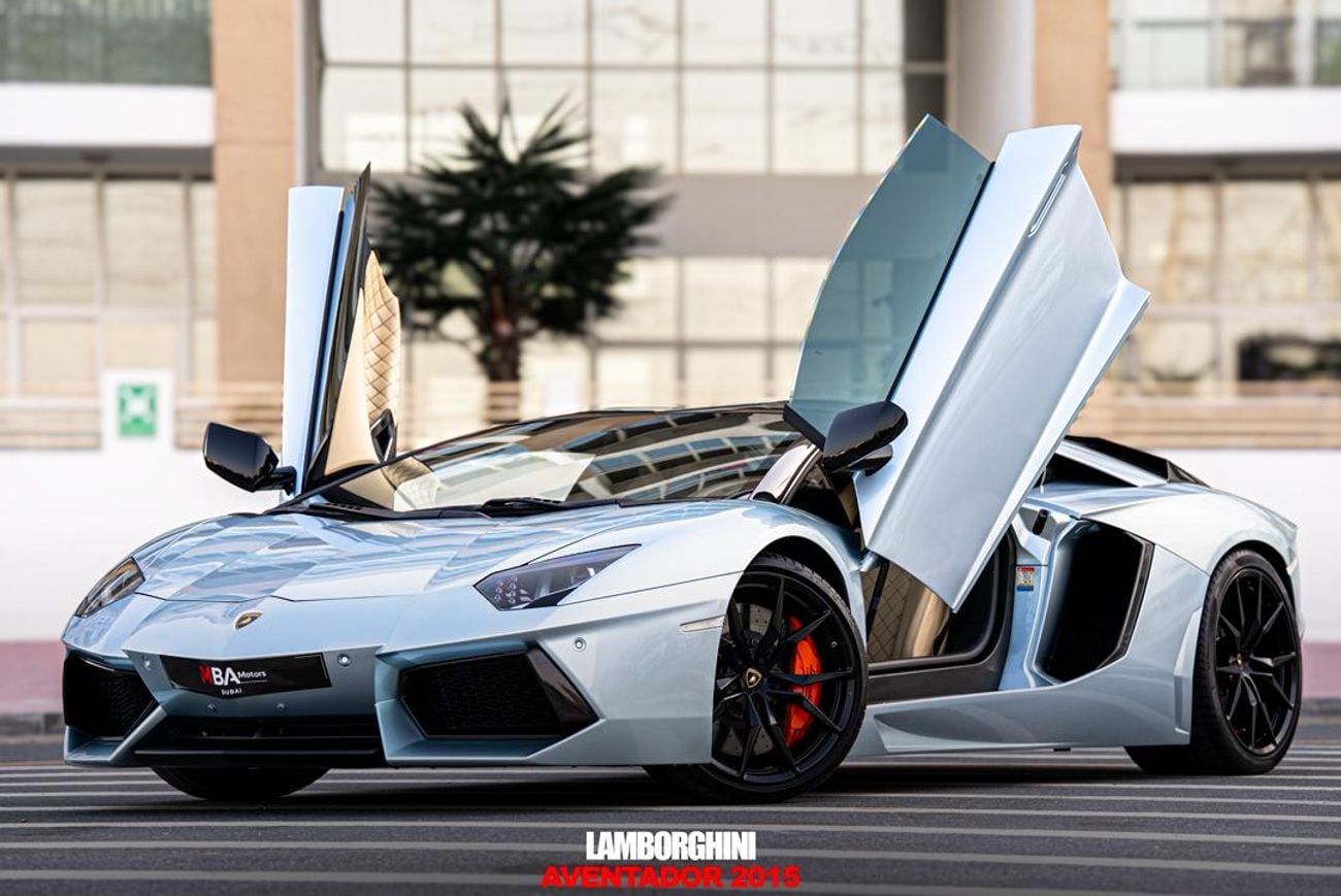 Lamborghini Aventador Roadster GCC Full Service history
