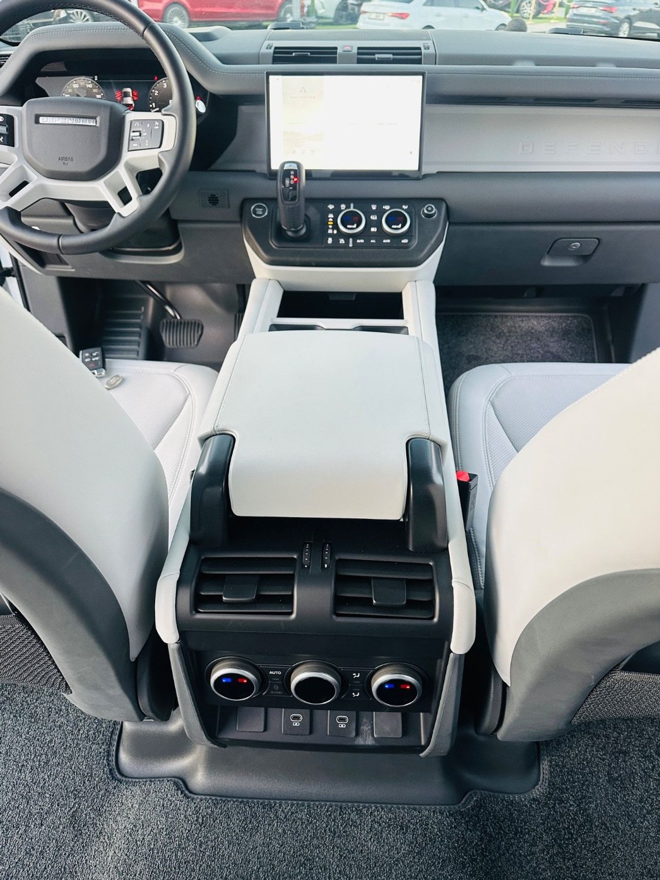 لاند روفر ديفندر