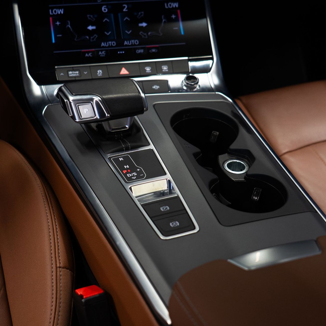 Audi A6 40 TFSI 2.0L AED 2,682 pm • 0% Downpayment • Audi A6 40 Tfsi • Agency Warranty