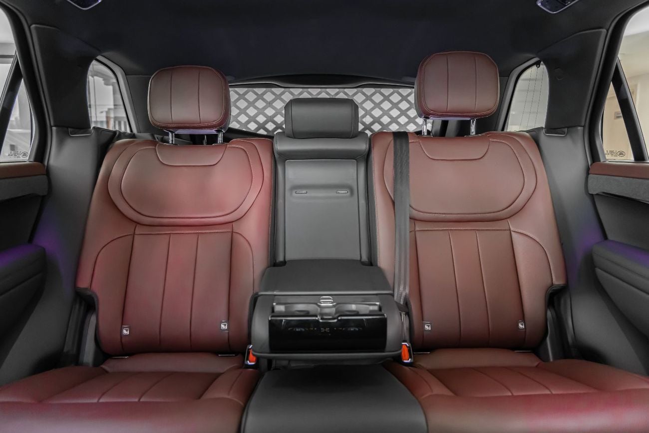 Land Rover Range Rover Sport S P400 3.0L 2024 Range Rover | Sport P400 | Dynamic HSE |  GCC Specs | Al Tayer Warranty & Service C