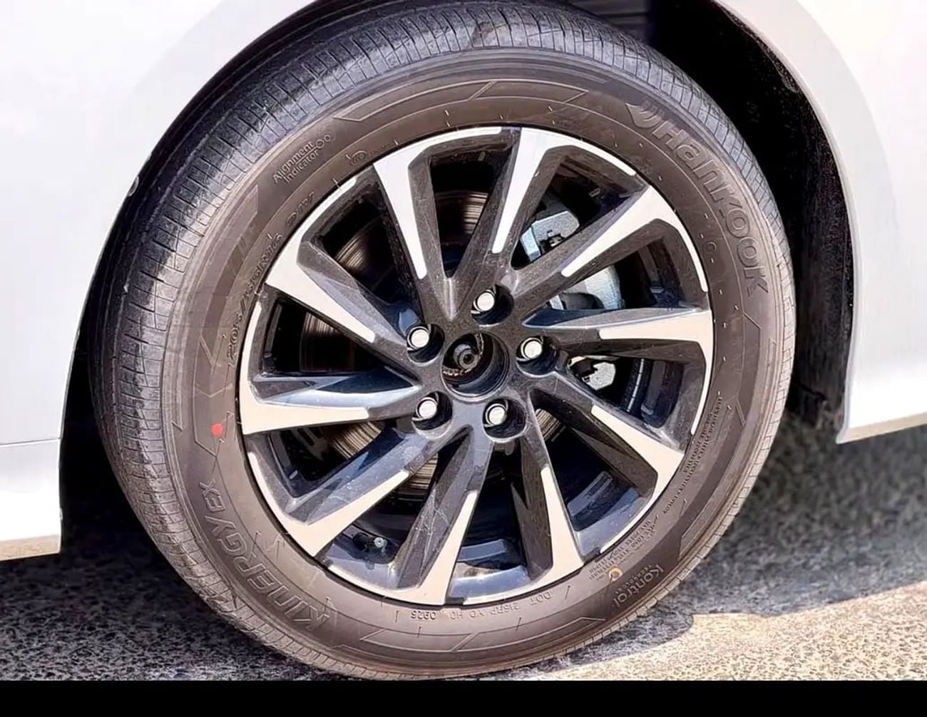 تويوتا كورولا ELITE 1.8L HYBRID Chinese Specs