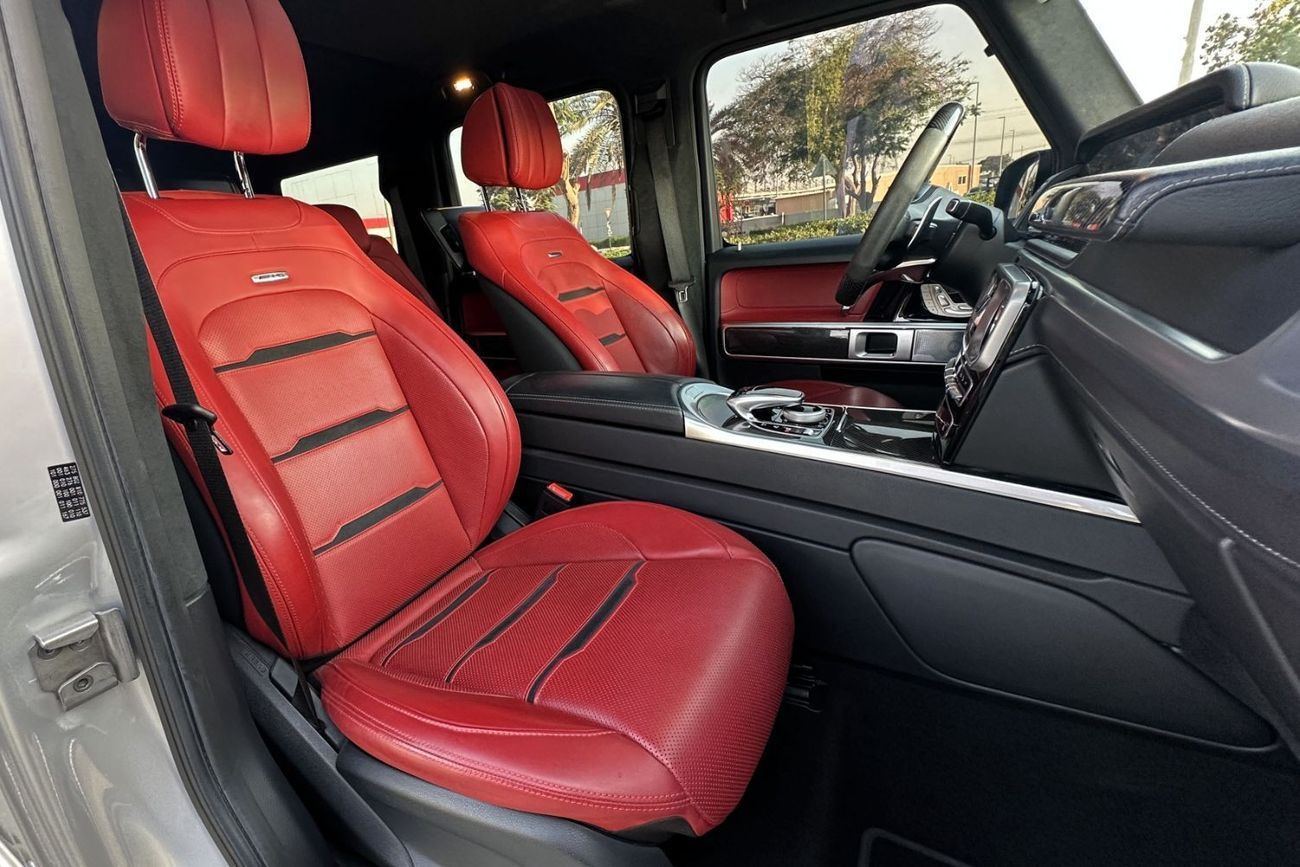 Mercedes-Benz G 63 AMG 4.0L V8 AMG Night Package GARGASH Service Contract