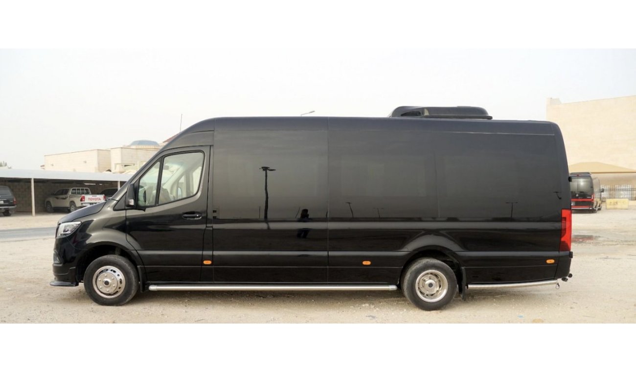 مرسيدس بنز سبرينتر 519 D sprinter Luxury 16+1 gcc under warranty