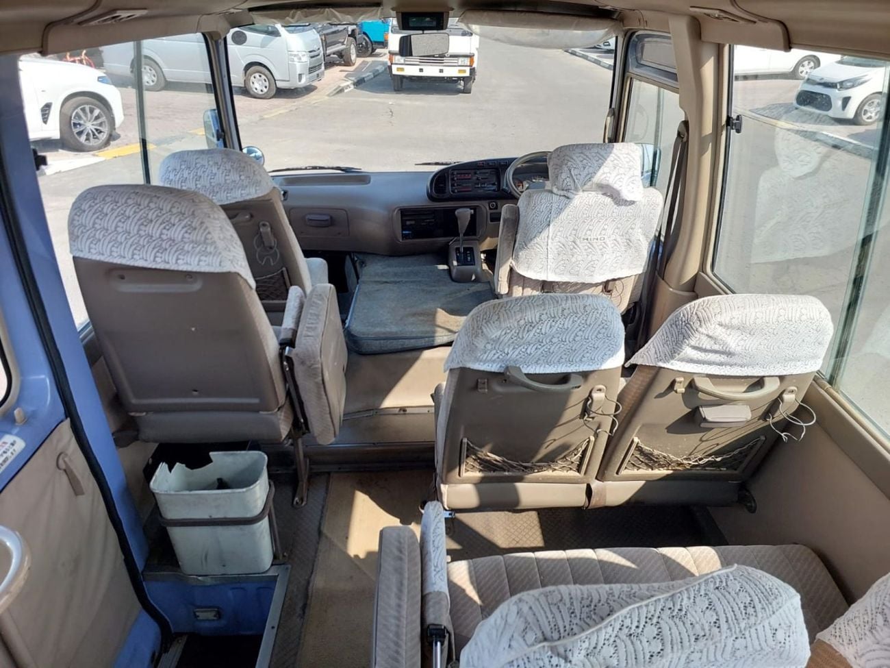 تويوتا كوستر (RAMADAN OFFER) TOYOTA COASTER BUS RHD 1997 MODEL 4.2 L DIESEL AUTOMATIC(PM09832)