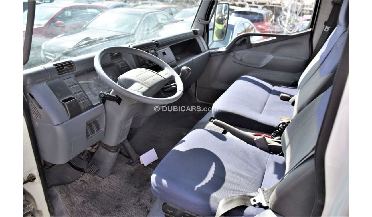 Mitsubishi Fuso Canter PERFECT FOR TRANSPORTING! Mitsubishi CANTER 2013 Model!! in White Color! GCC Specs