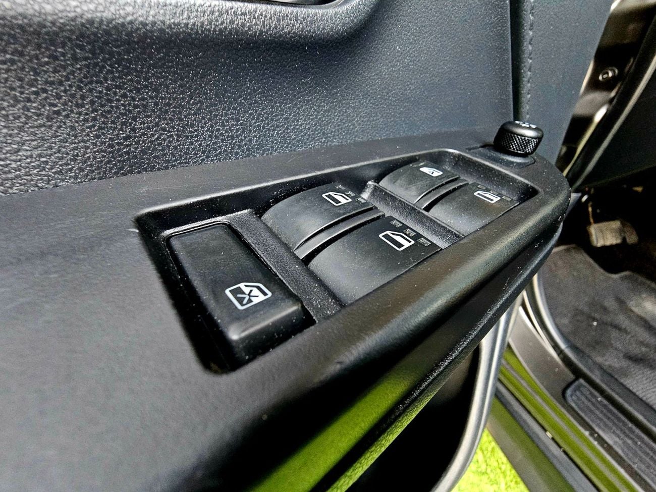 تويوتا راش EX/ PASSENGER 7 SEATS/ LOW MILEAGE