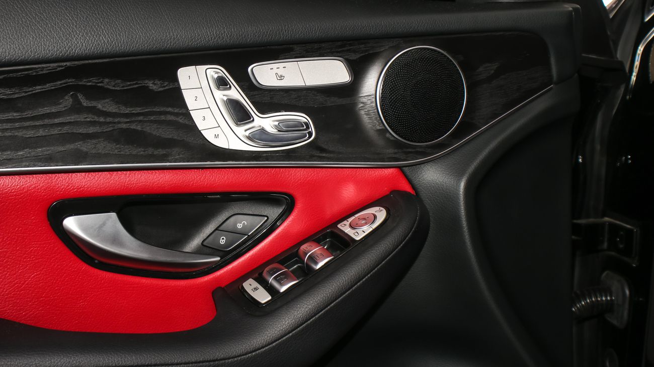 Mercedes-Benz GLC 300 AMG