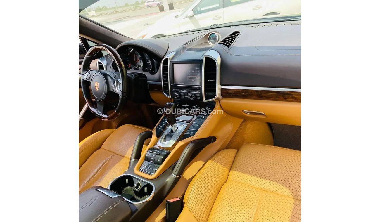 Used Porsche Cayenne GTS Good condition car GCC specs 2013 for sale in