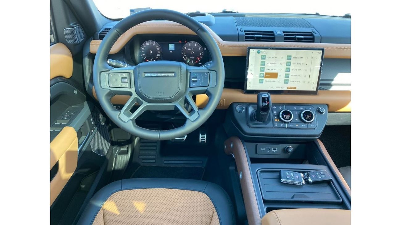 Land Rover Defender DEFENDER X**2024**GCC SPEC UNDER WARRANTY AND SERVICE