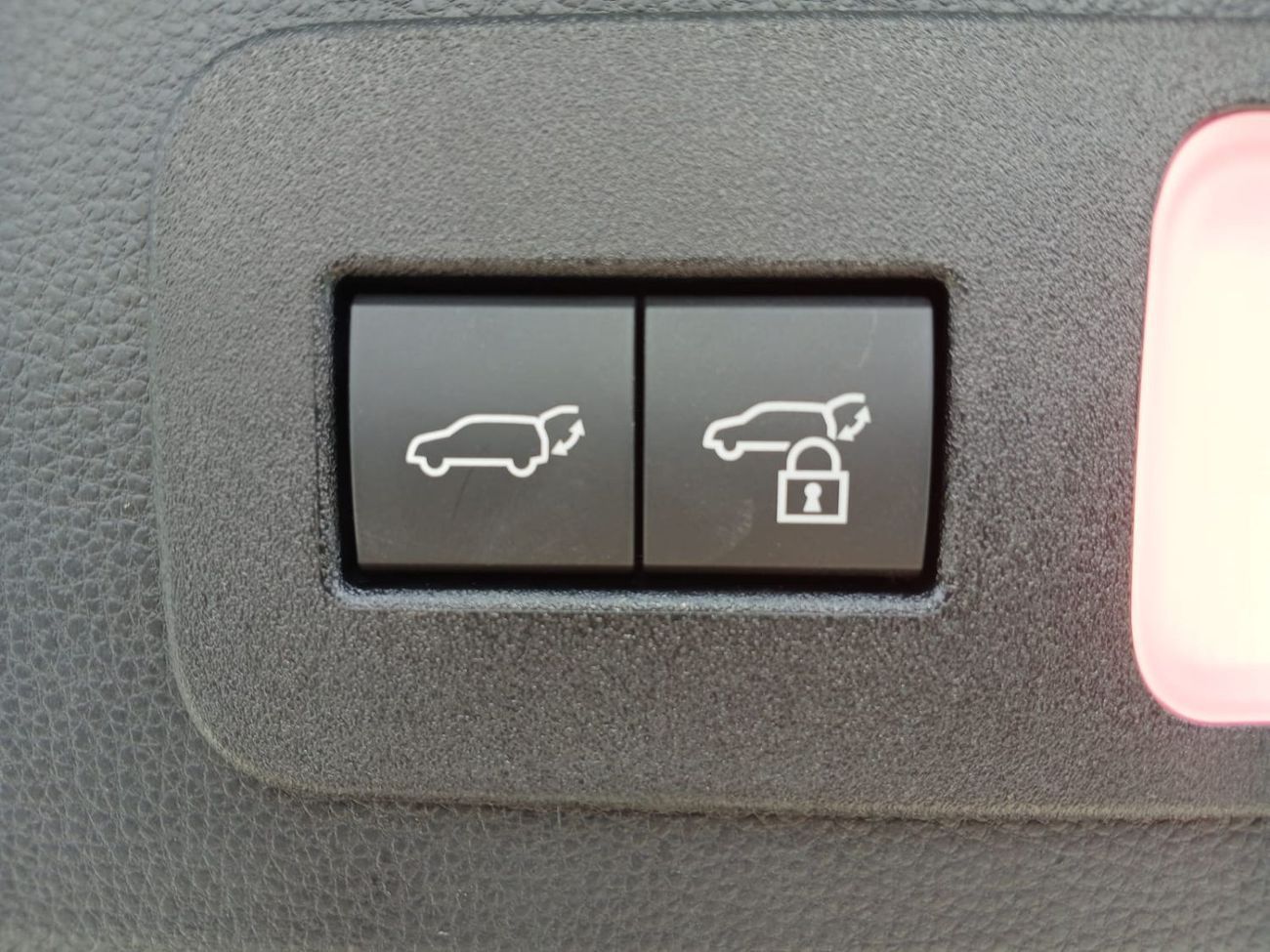 تويوتا لاند كروزر GR-S 3.3L