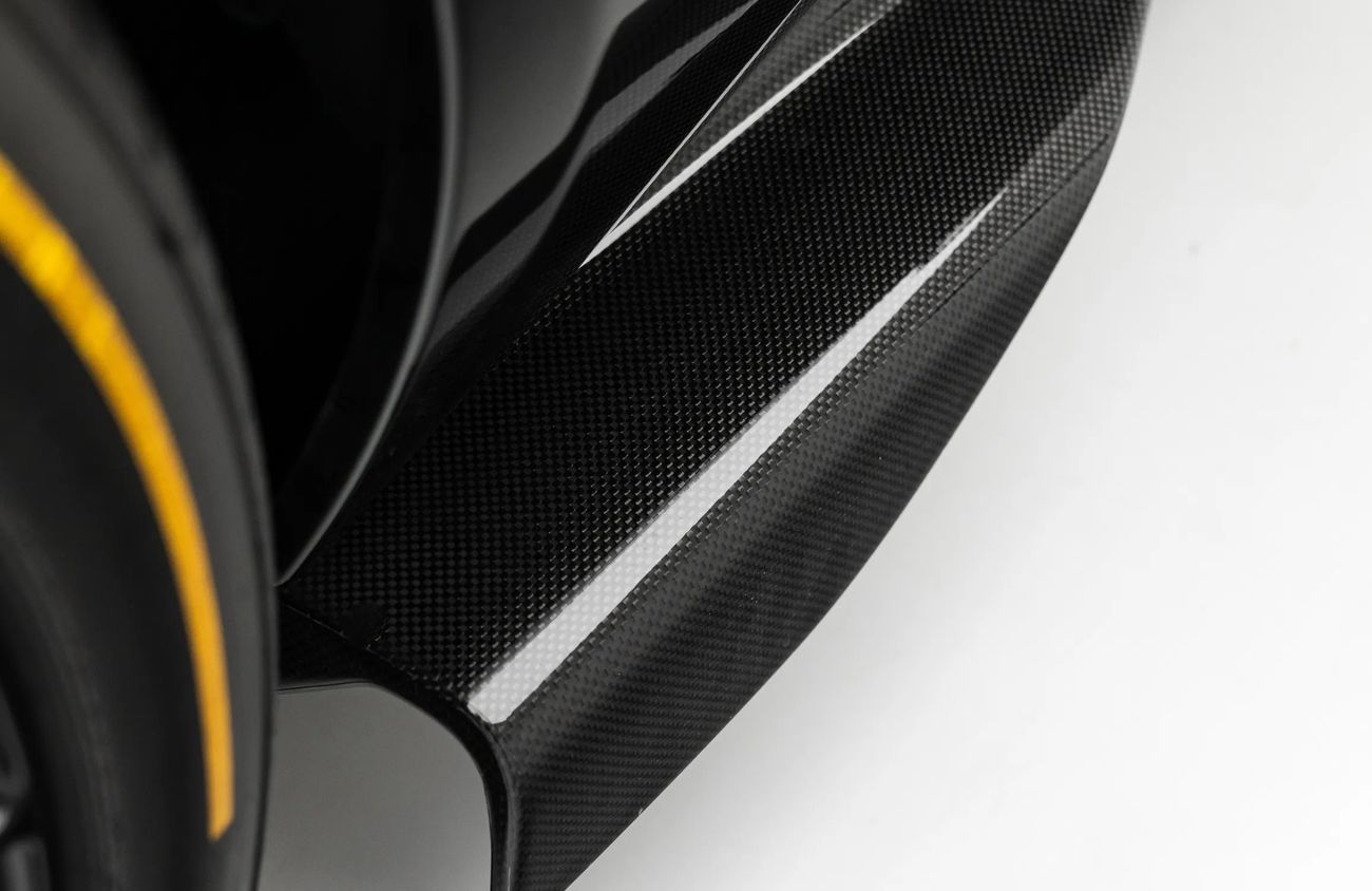 فيراري 812 كومبيتيزون 6.5L V12 Naturally Aspirated Engine