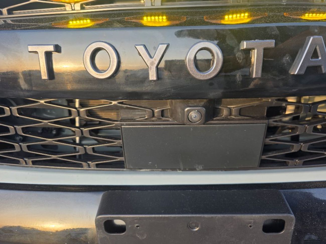 تويوتا Runner4 2022 Model Full option sunroof, 360 camera, 7 seater and 4x4