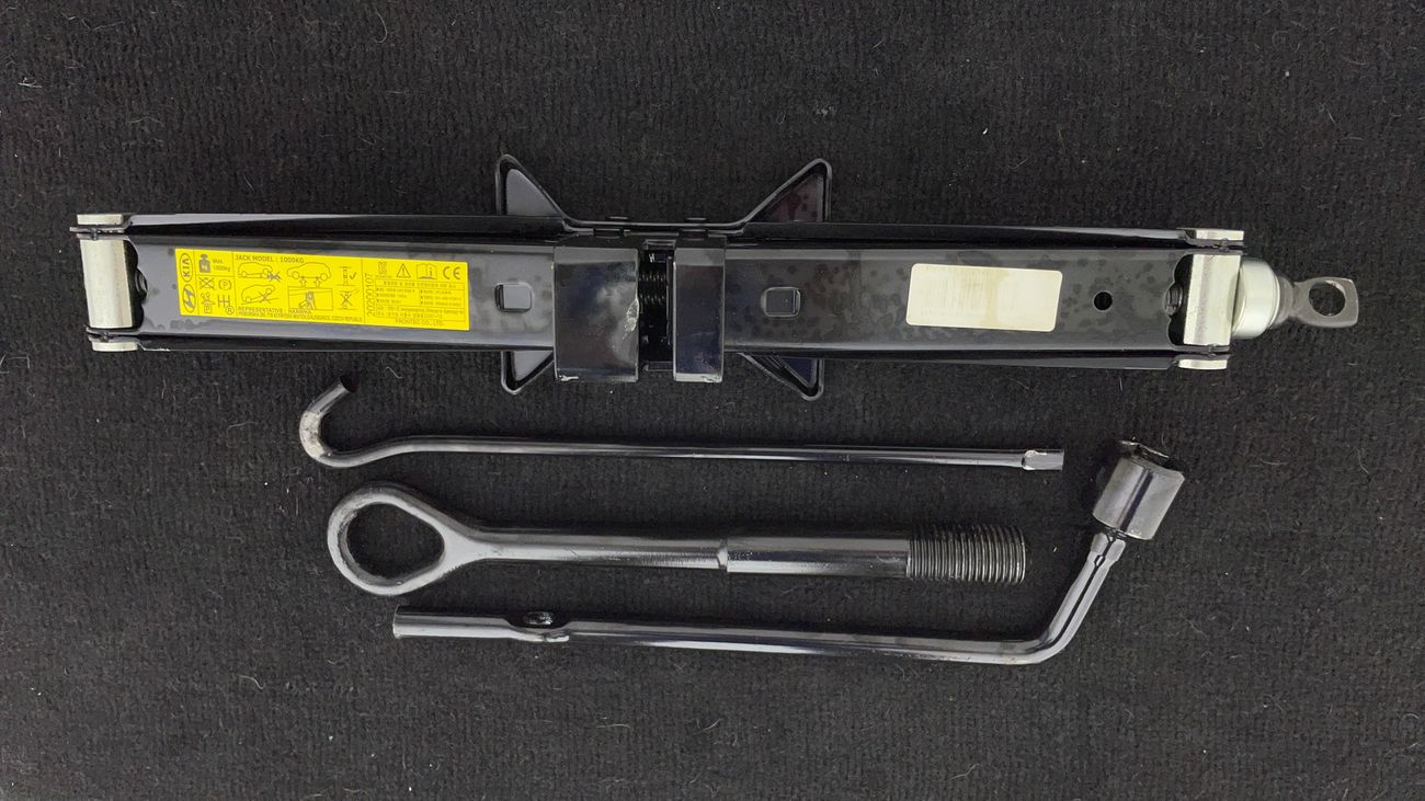 Kia Sportage LX 1.6 | Zero Down Payment | Home Test Drive