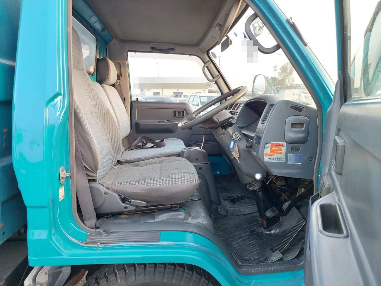 Toyota Dyna TOYOTA DYNA TRUCK DUMPER RHD 1995 MODEL 4.1 L DIESEL AUTOMATIC(PM01058)