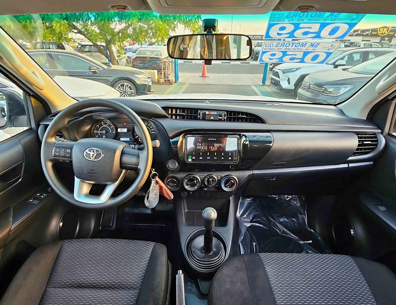 Toyota Hilux DLXG / SINGLE CABIN / M/T /  2.4L V4 DIESEL / 4WD (CODE # DLXG)
