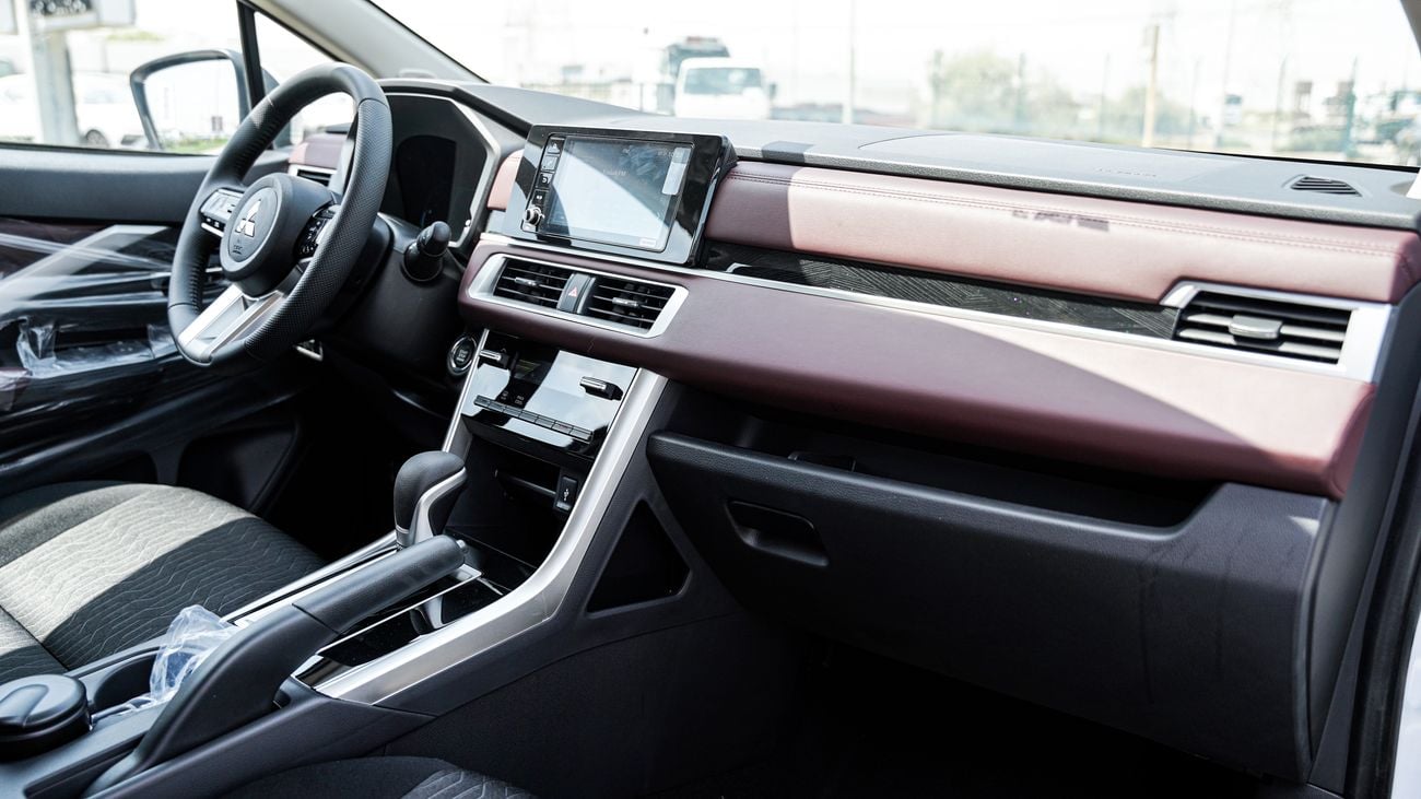Mitsubishi Xpander Cross