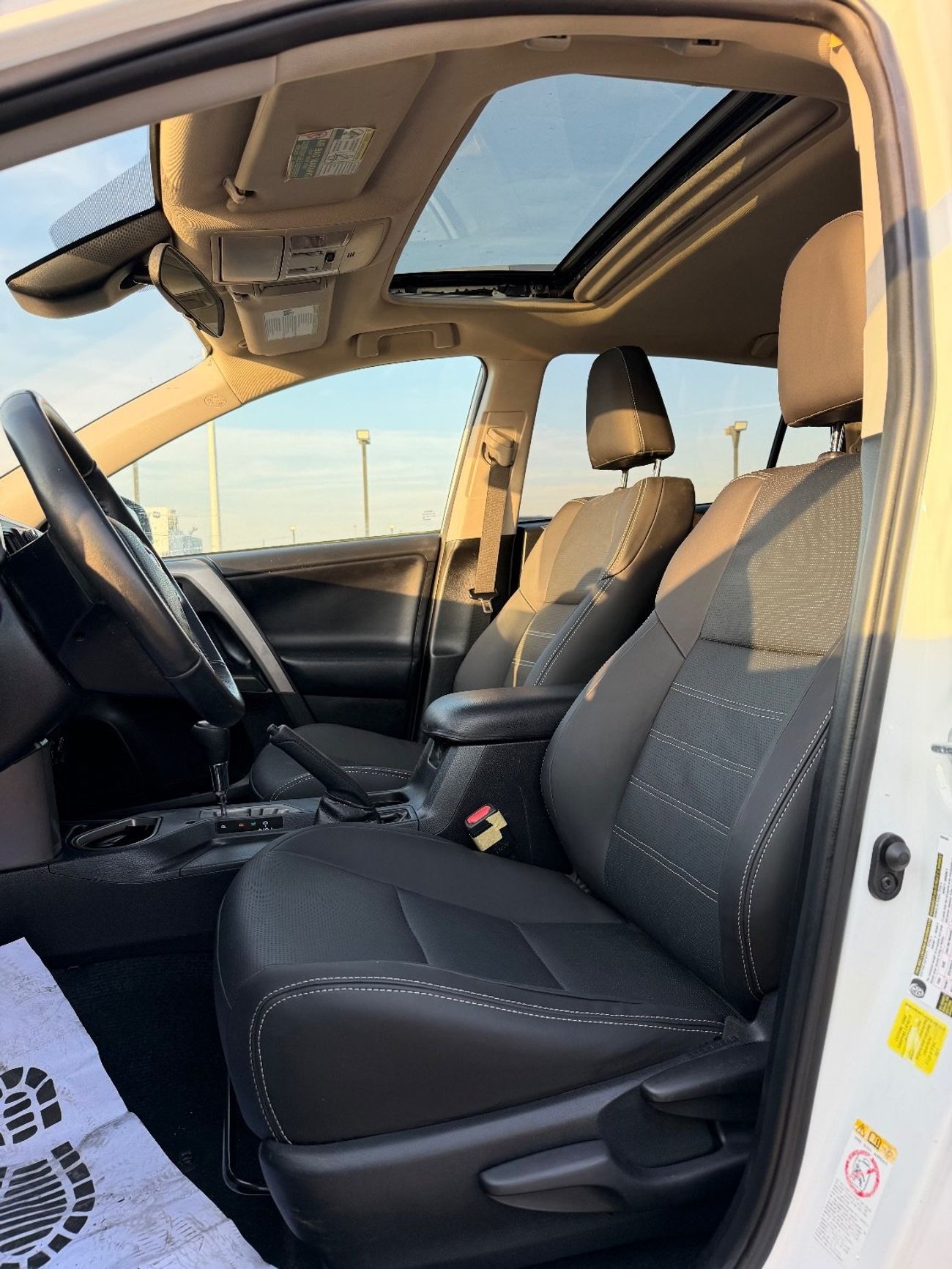 تويوتا راف ٤ 